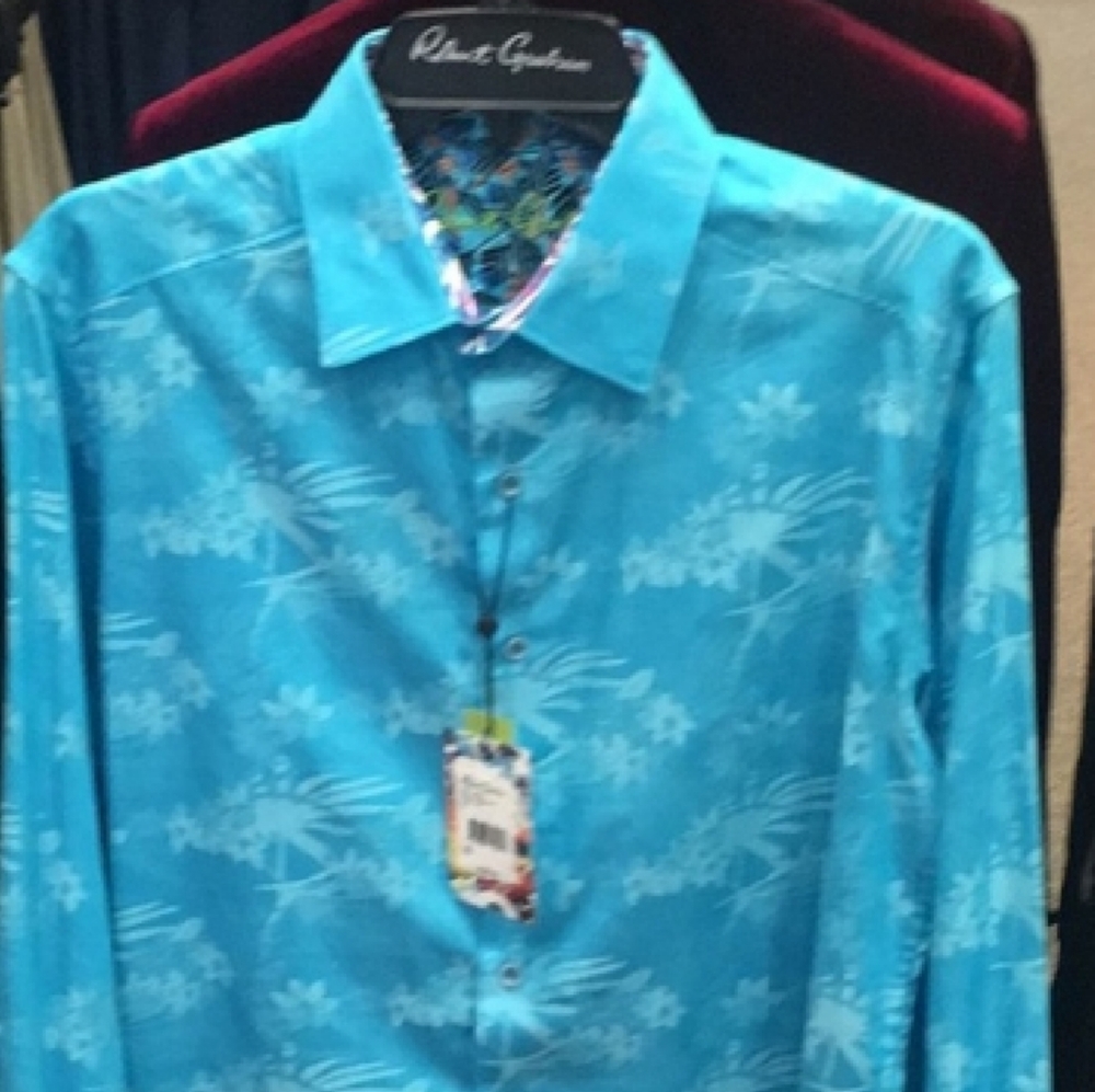 Robert Graham Epps long sleeved.
